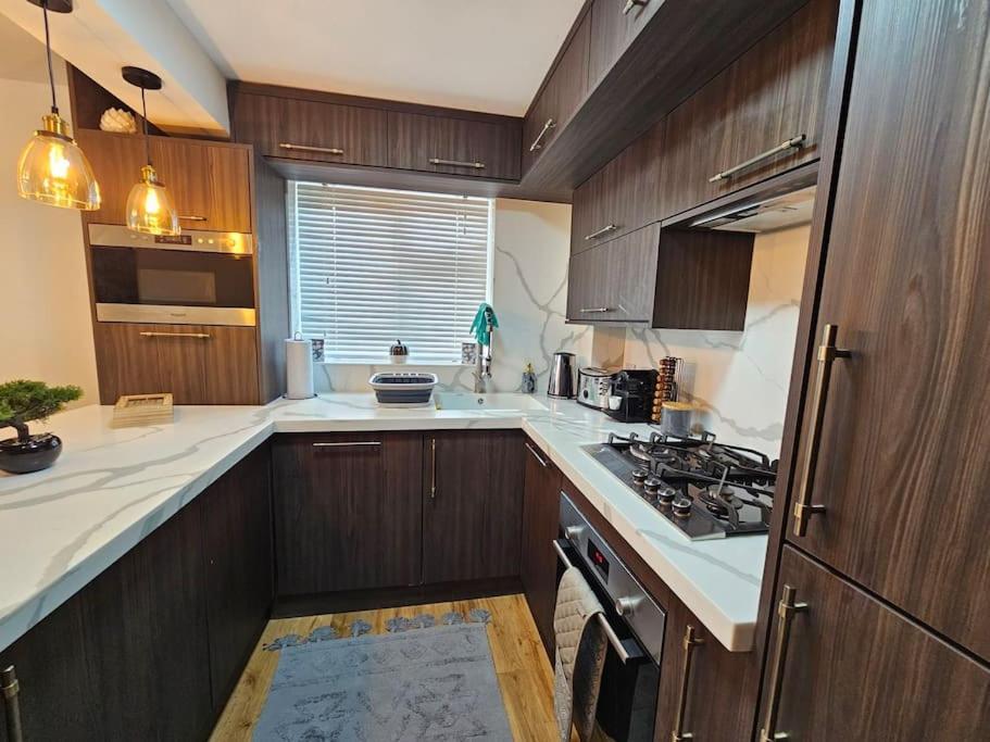 Comfortable Two Bedroom Flat Brighton Dış mekan fotoğraf